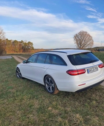 Mercedes-Benz Klasa E cena 140000 przebieg: 140000, rok produkcji 2019 z Wągrowiec małe 154